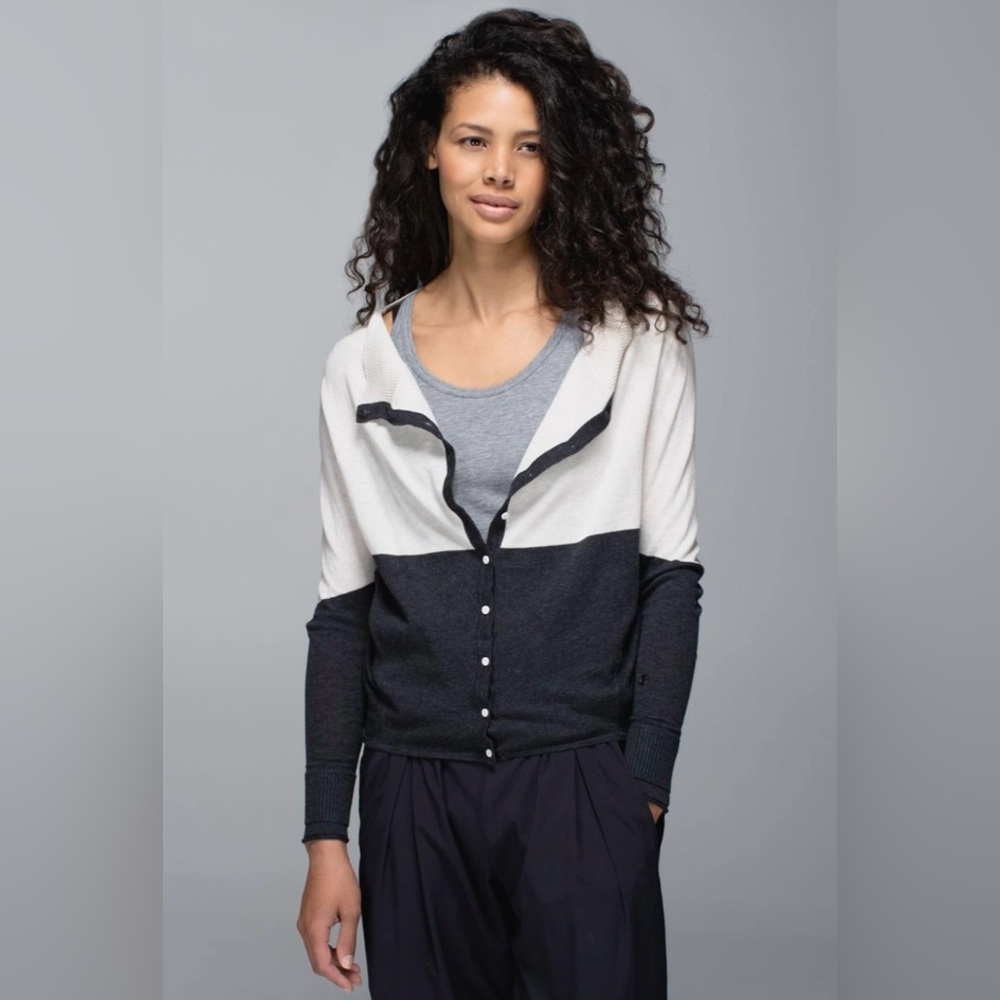 Lululemon After Class Cardigan Heathered Beige & Black Size 4